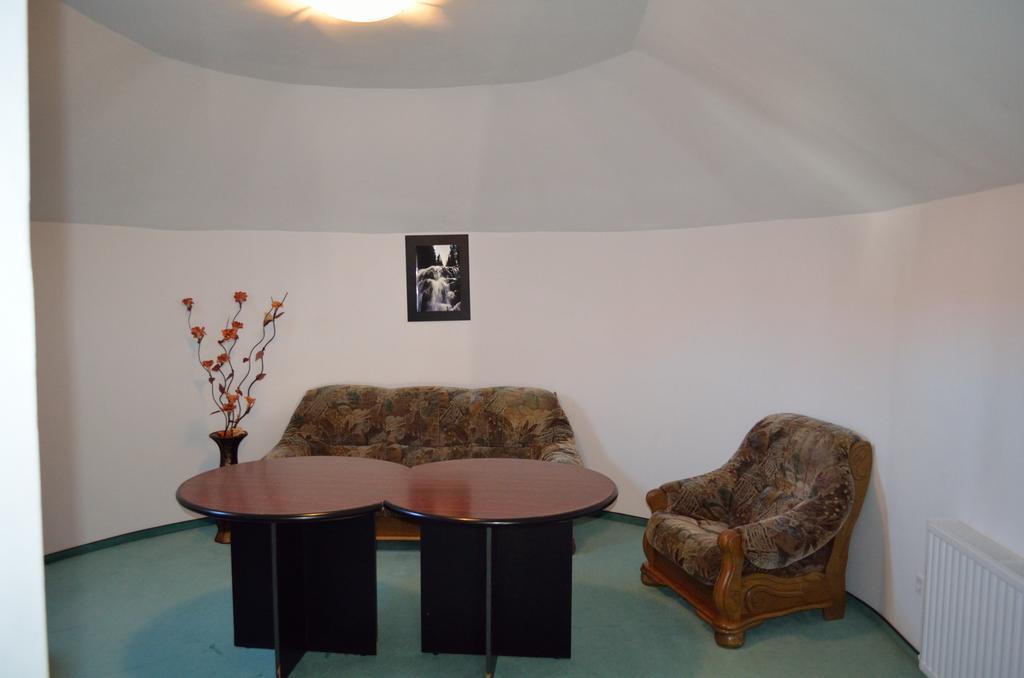 Hotel Rusu Petrosani Luaran gambar
