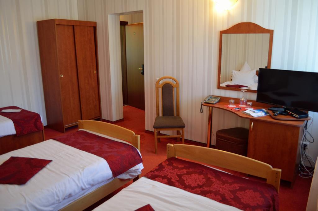 Hotel Rusu Petrosani Luaran gambar