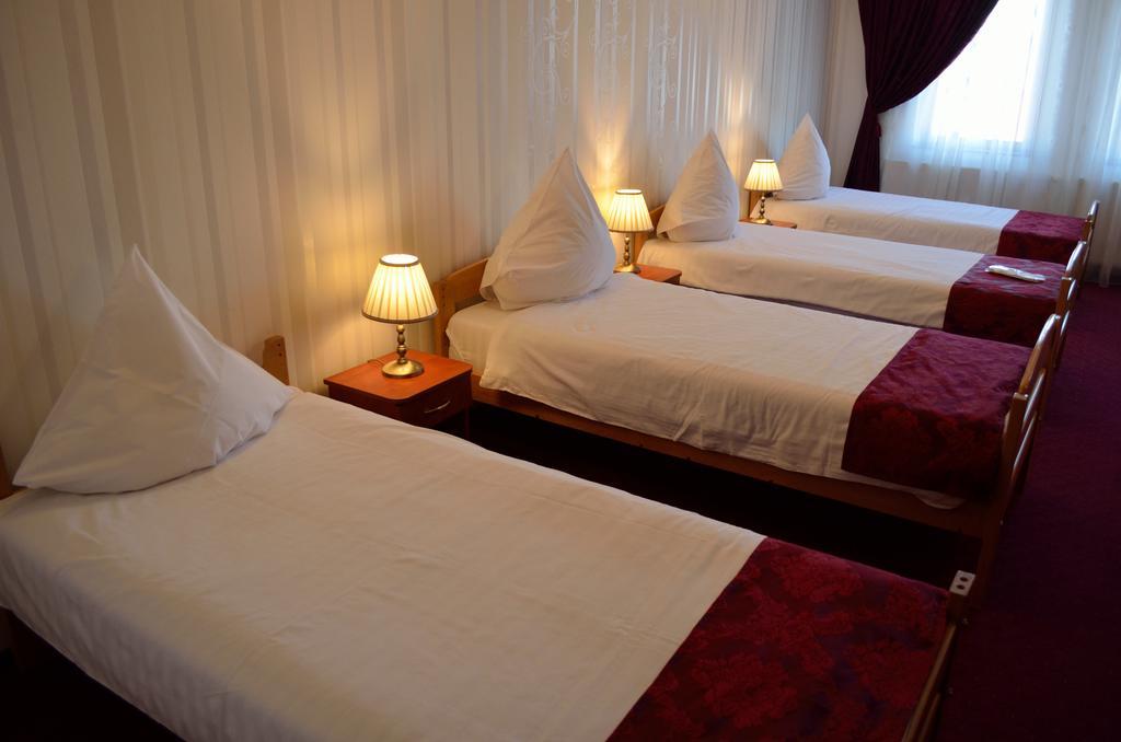Hotel Rusu Petrosani Luaran gambar